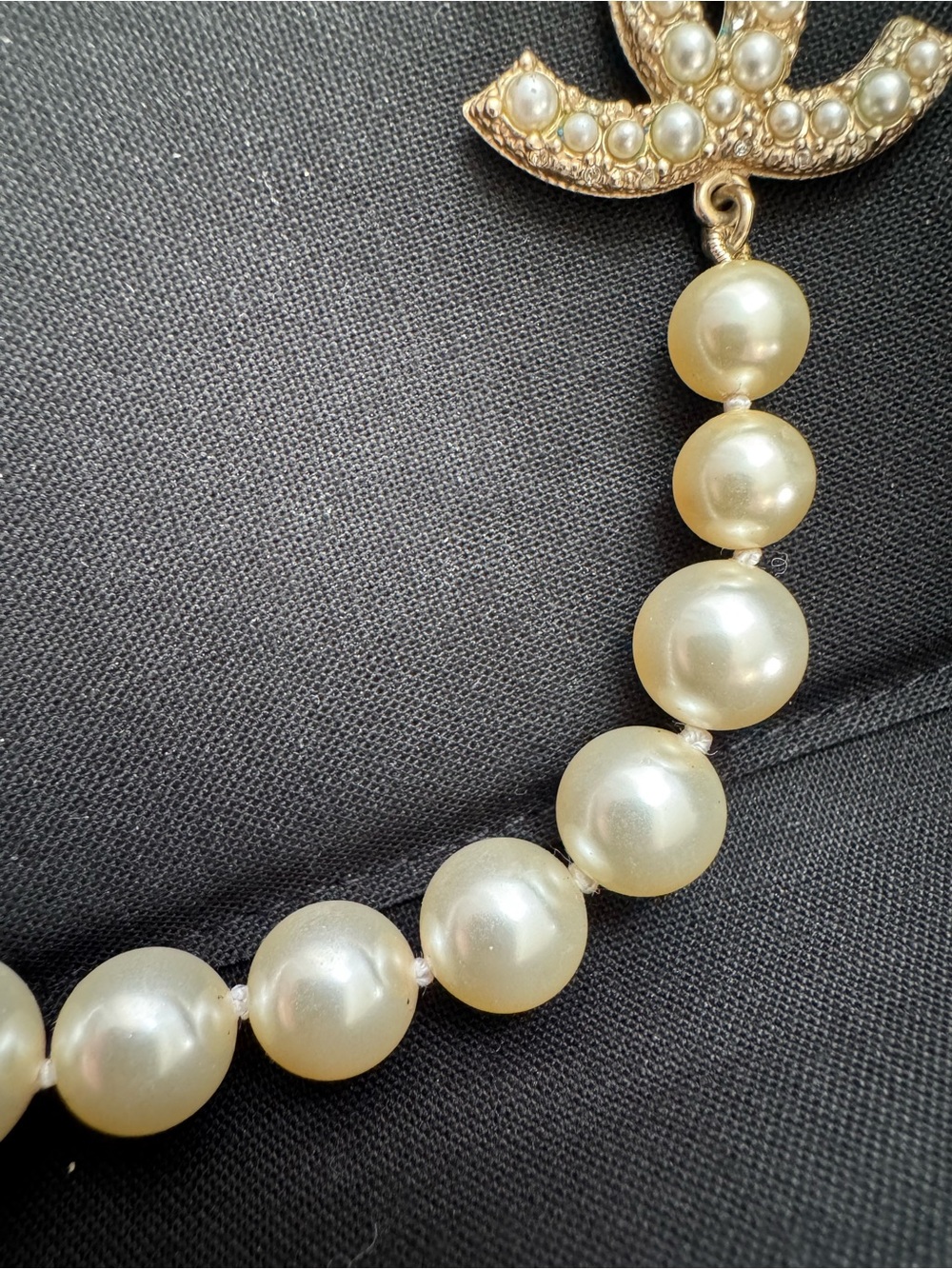 Chanel 100th Anniversary Pearl and Crystal CC Logo Necklace in Ivory and Gold - Picture 8 of 14
